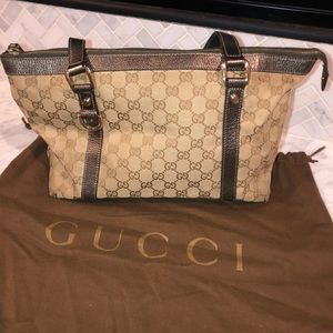 Authentic Gucci Shoulder Bag